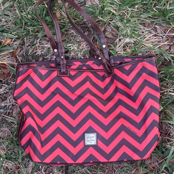 Dooney and Bourke Chevron Bag in Red and Brown - Picture 1 of 5